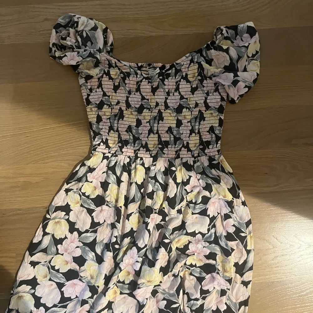 American Eagle Outfitters Pink and Yellow Floral Top